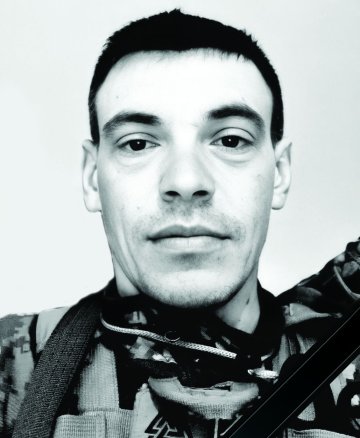 Комарніцький Олександр Ігорович